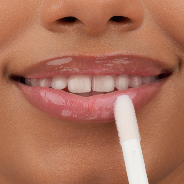 Hydra Kiss Lip Oil - Image 7