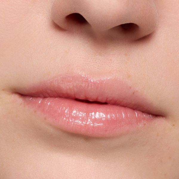 the super peptide glossy lip treatment - Image 8